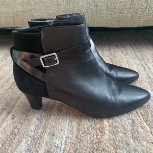 COLE HAAN ankle boot suede & leather mid heel size 6 women’s